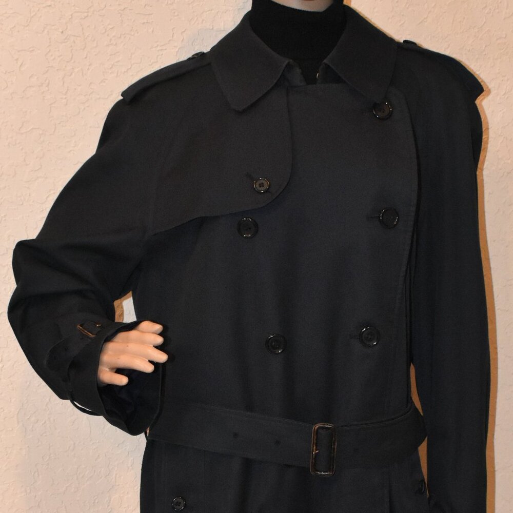 Iconic Burberry Kensington Trench coat for men US 42 (M/L)